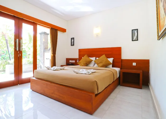 Hotel Gora 2*