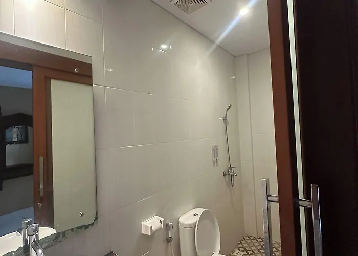 غورا بيتش إن فندق 2*