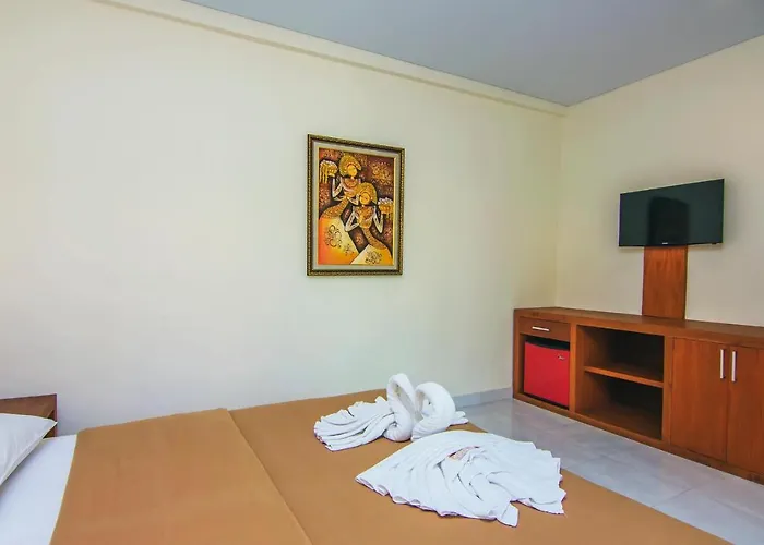 Gora 2* Kuta (Bali)
